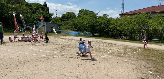 １