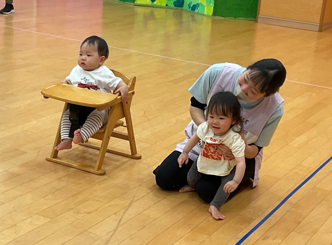 １