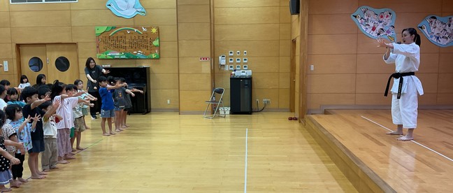 １
