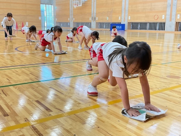 運動遊び